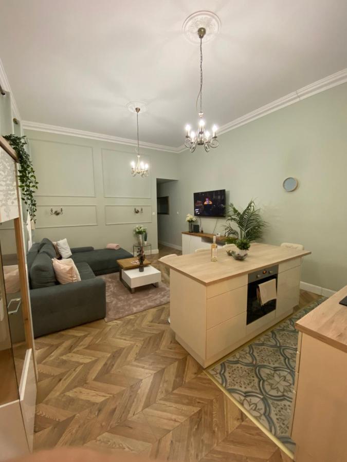 Pj Apartment Budapest Exteriör bild